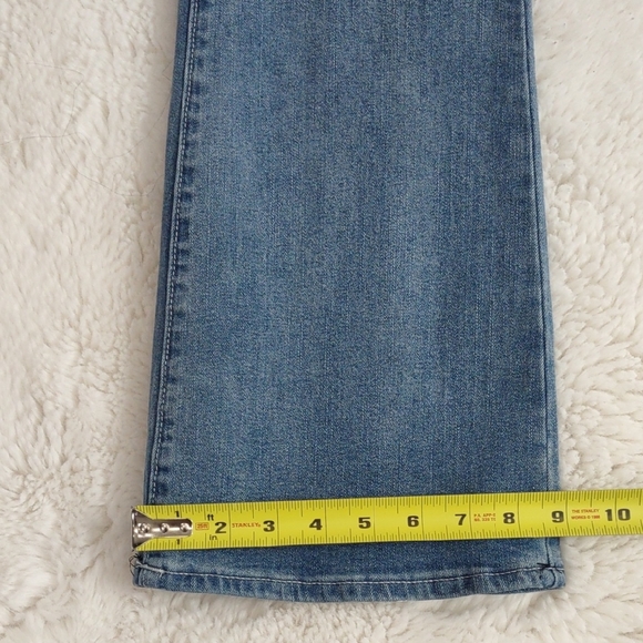 True Religion Becca Mid Rise Bootcut, Size 31. - Picture 16 of 17
